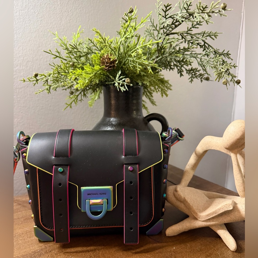 Michael Kors Manhattan Crossbody Bag